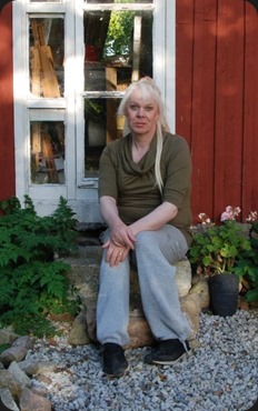 utanforateljen utanforateljen